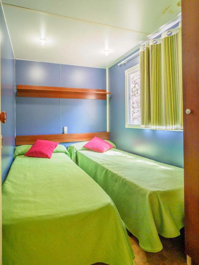 Camping Alberg Municipal Tivissa Екстериор снимка