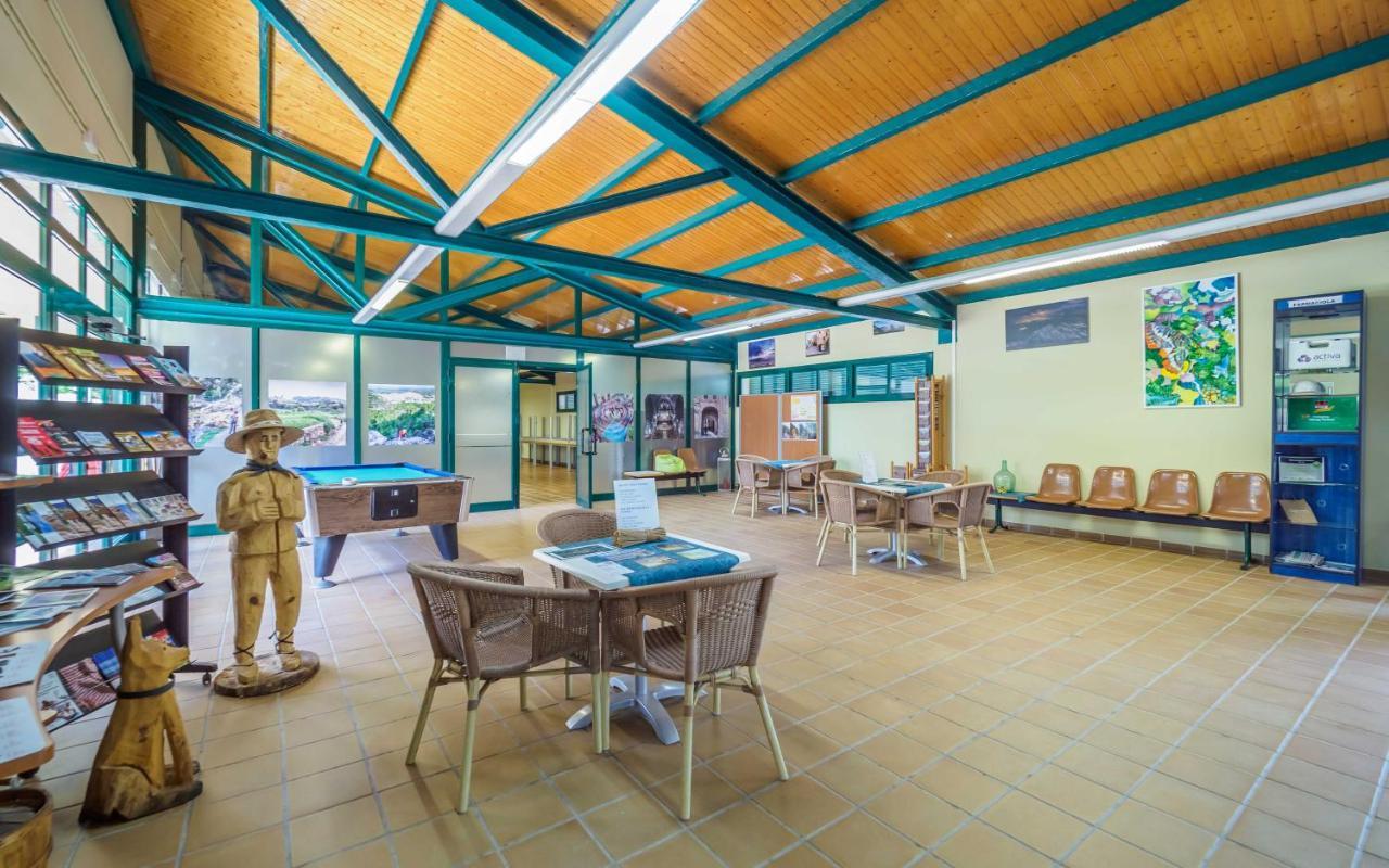 Camping Alberg Municipal Tivissa Екстериор снимка