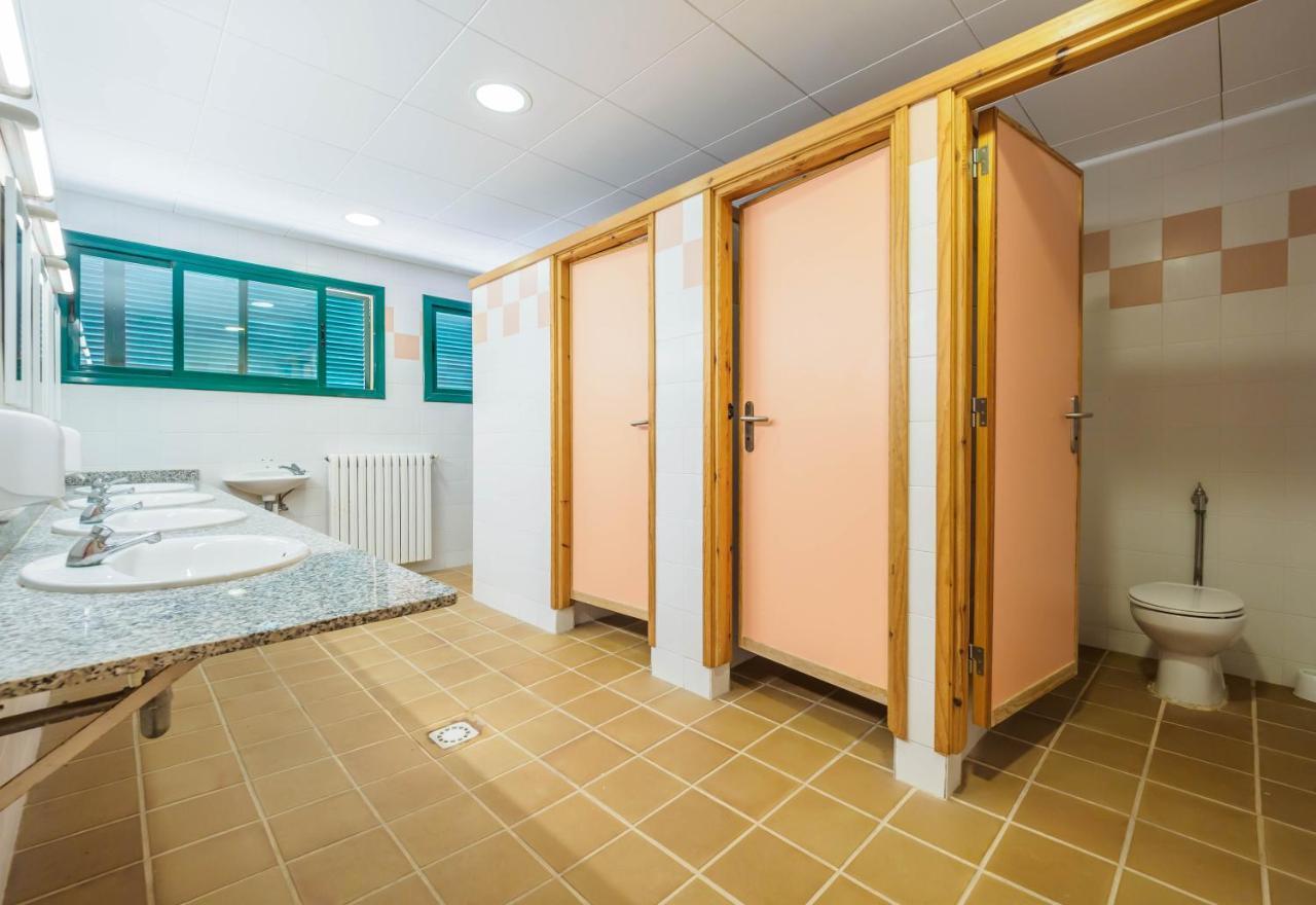 Camping Alberg Municipal Tivissa Екстериор снимка