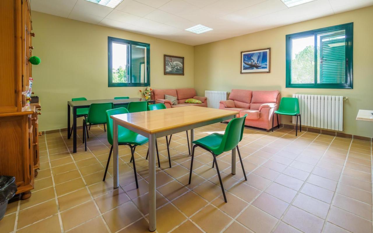 Camping Alberg Municipal Tivissa Екстериор снимка