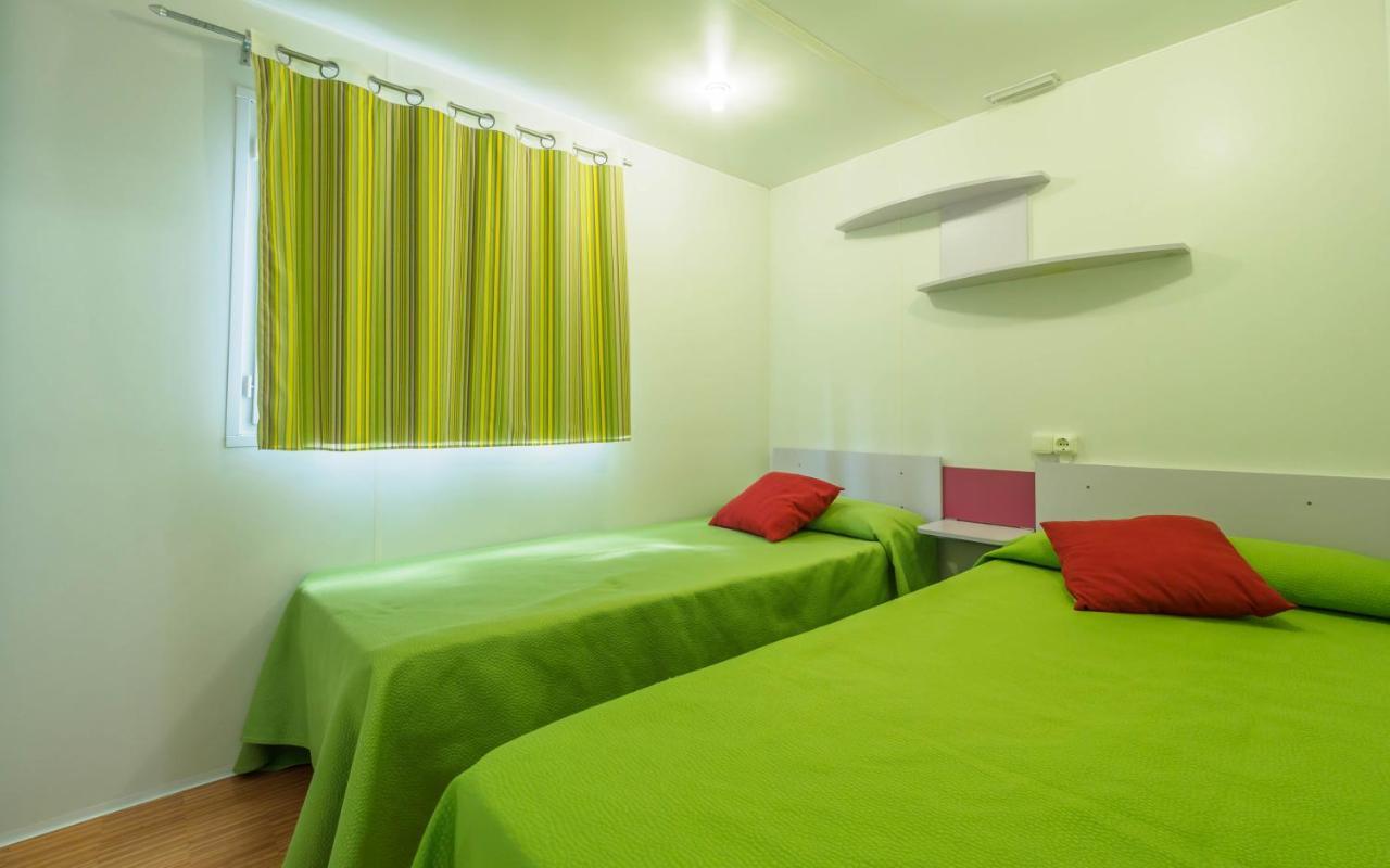 Camping Alberg Municipal Tivissa Екстериор снимка