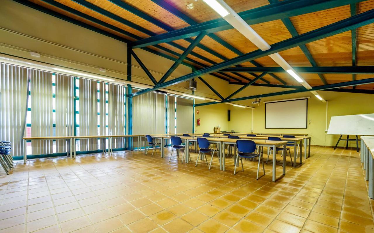 Camping Alberg Municipal Tivissa Екстериор снимка