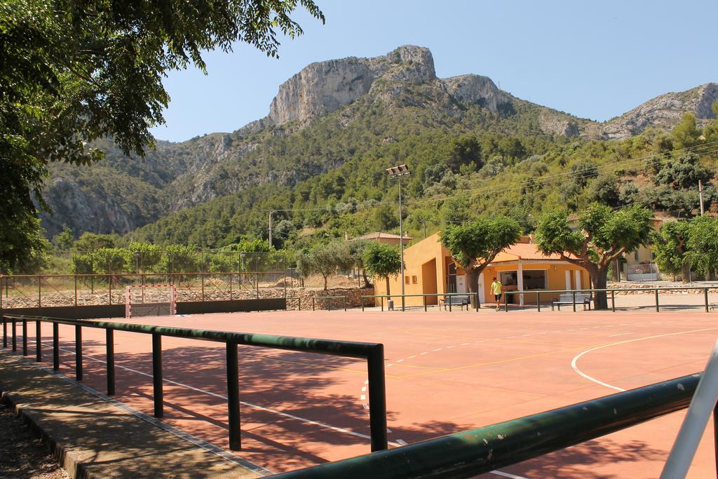Camping Alberg Municipal Tivissa Екстериор снимка