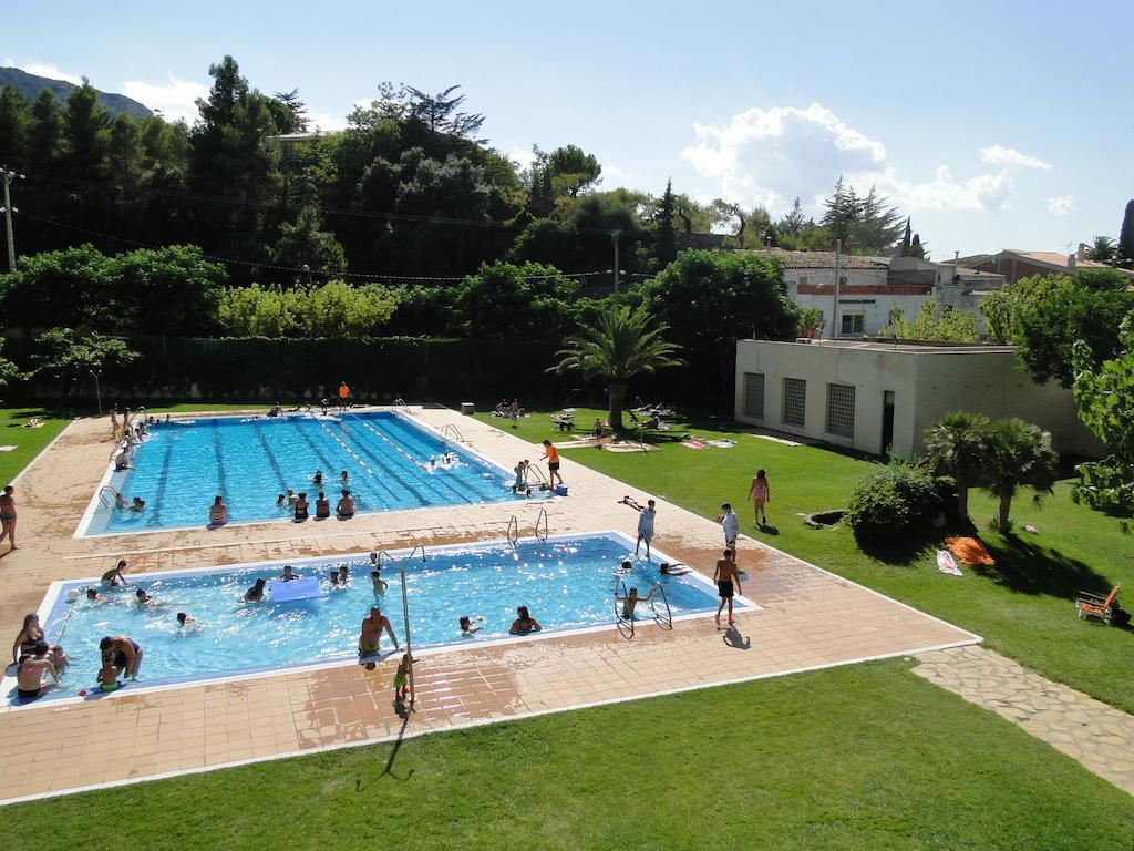 Camping Alberg Municipal Tivissa Екстериор снимка