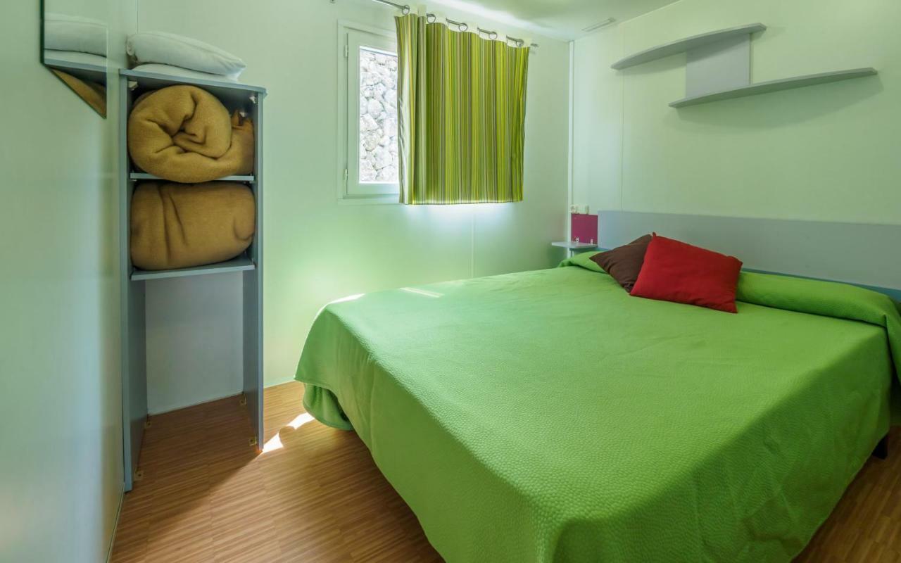 Camping Alberg Municipal Tivissa Екстериор снимка