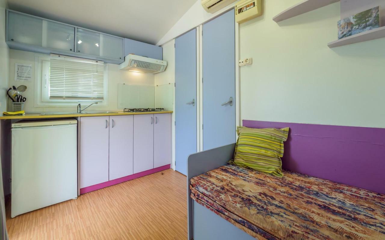 Camping Alberg Municipal Tivissa Екстериор снимка